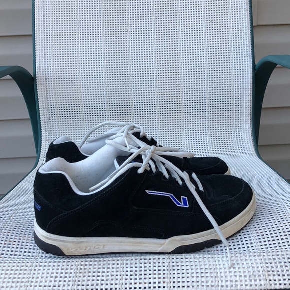 Vans Camacho Mens Black Suede Sneakers 